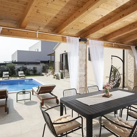 Ridollin By Interhome Vakantiehuis *