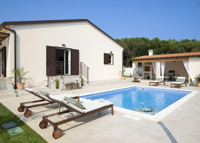 Ridollin By Interhome * Pula